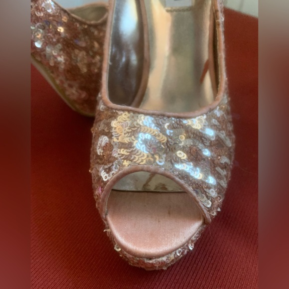 Steve Madden Sequin High Heels - Picture 5 of 7